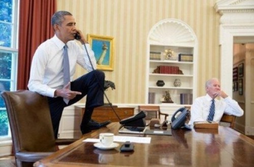obama-foot-on-desk-e1378073890735